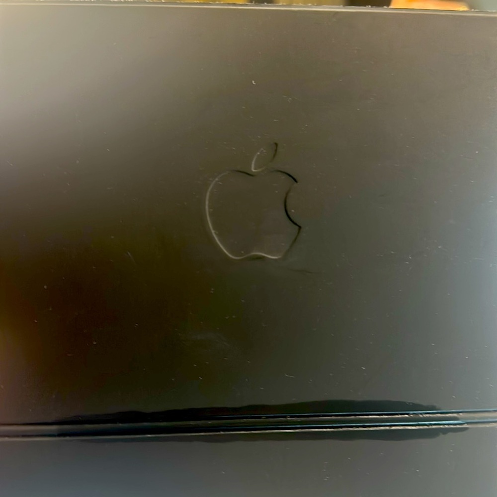Apple iPad case, missing key button #2 - Picture 4 of 4